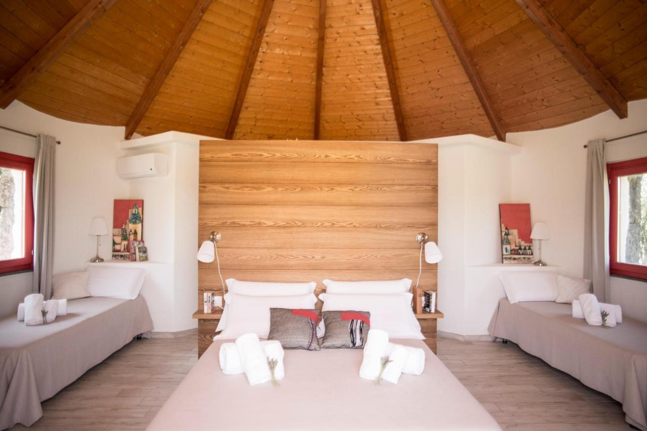 Is Cheas Wine Farm Boutique Hotel San Vero Milis Экстерьер фото