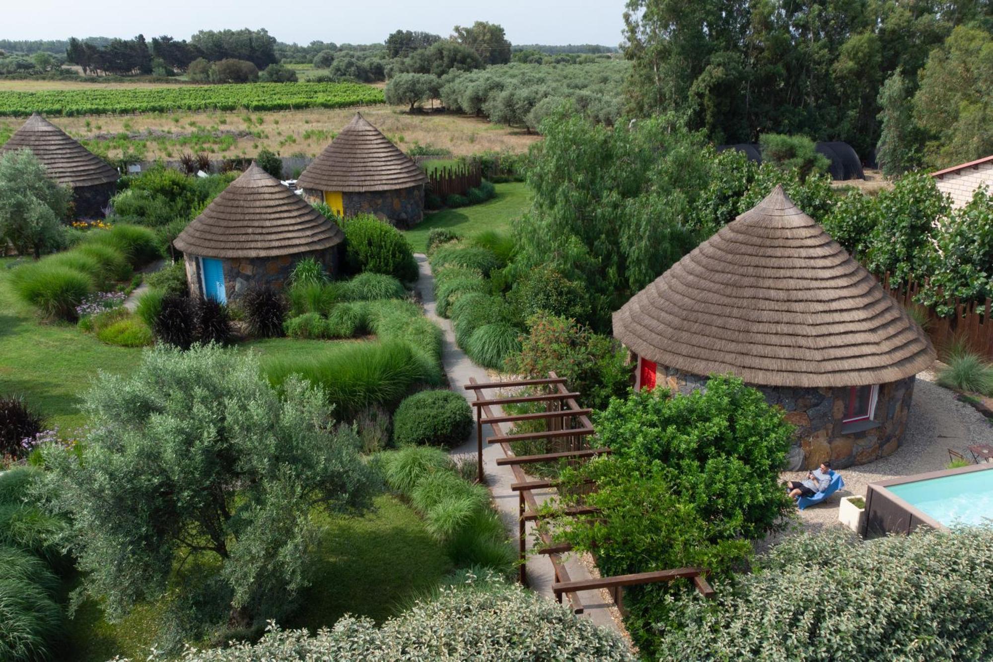Is Cheas Wine Farm Boutique Hotel San Vero Milis Экстерьер фото