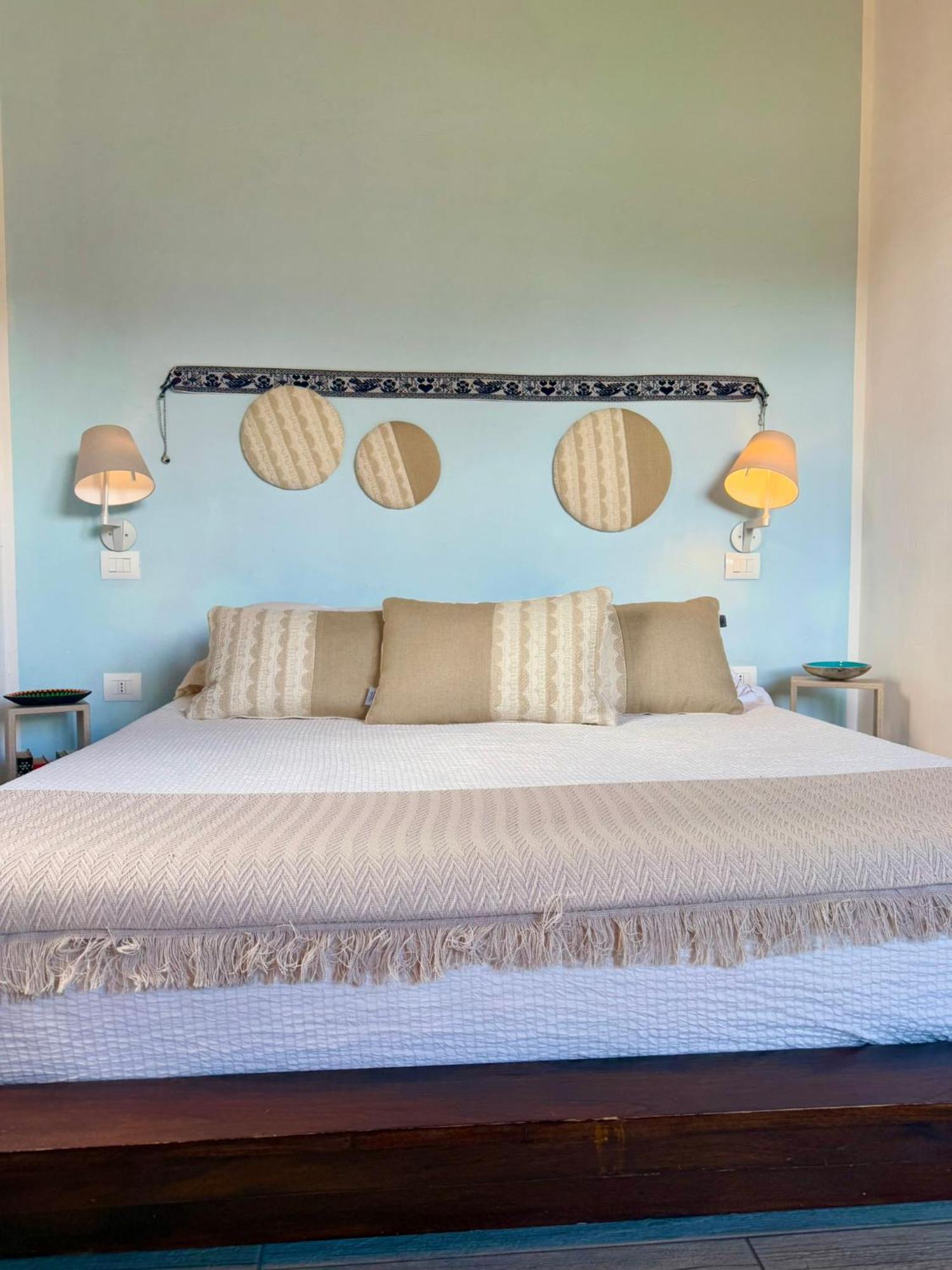Is Cheas Wine Farm Boutique Hotel San Vero Milis Экстерьер фото