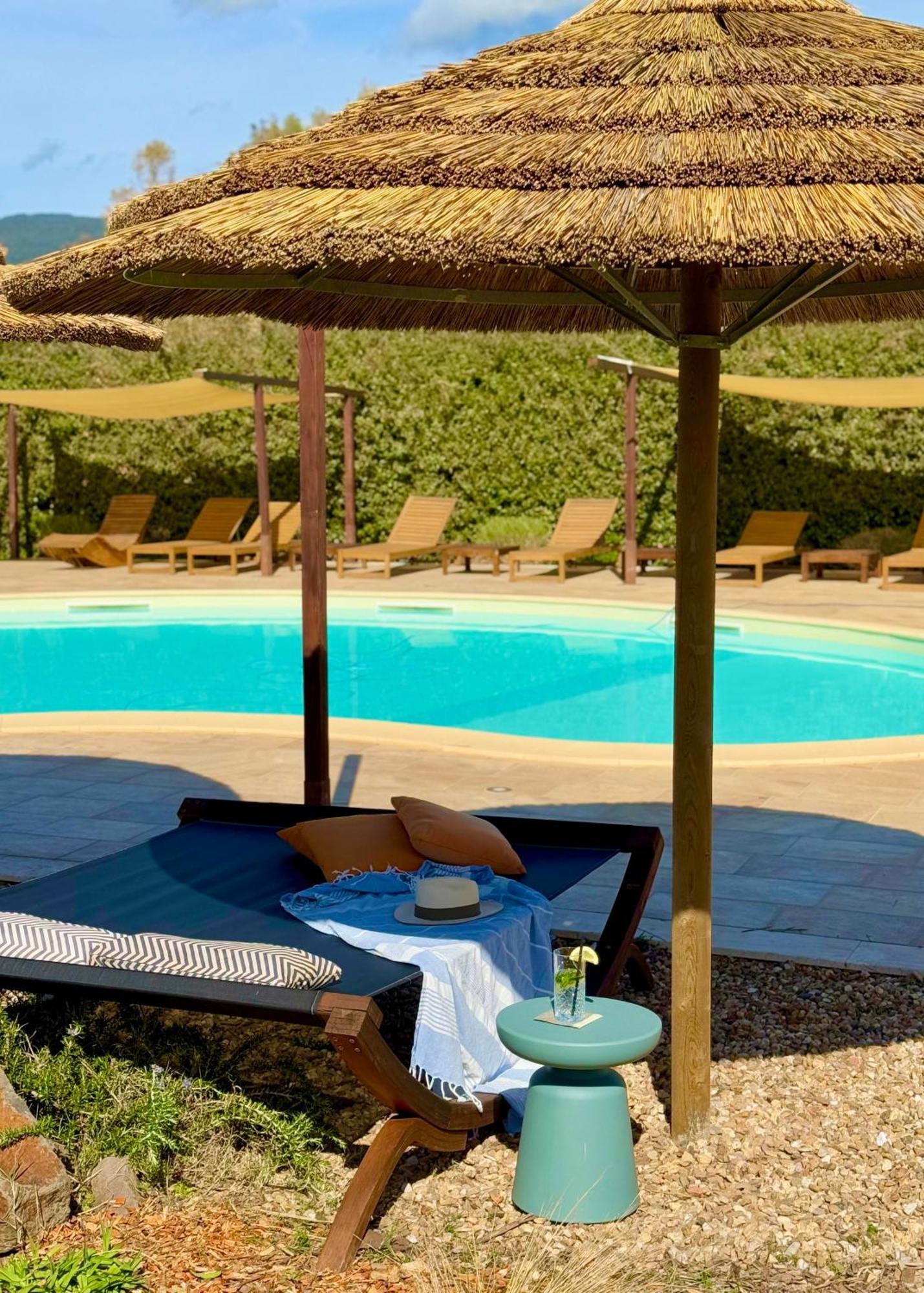 Is Cheas Wine Farm Boutique Hotel San Vero Milis Экстерьер фото